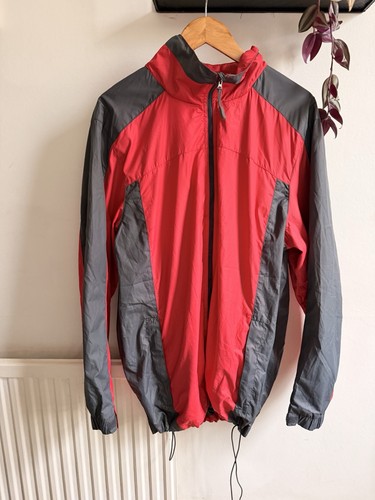 Vintage 90s retro red - 90s, &
