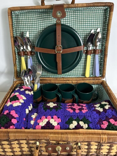 Vintage 1980s wicker - , picnic