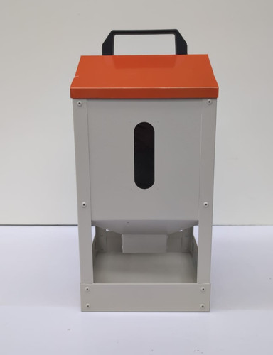 Chicken feeder open - , feeder,