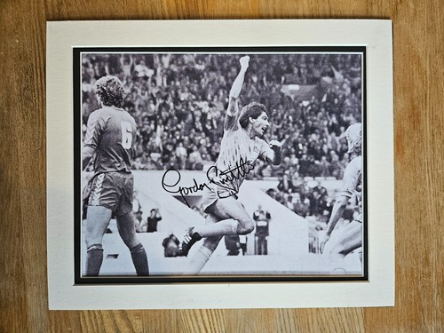 Gordon smith manchester city - gordon, smith,