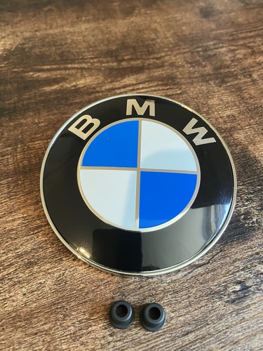 82mm bonnet badge emblem - 82mm,