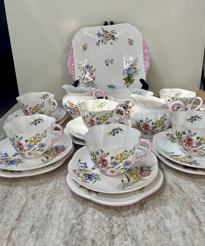 Beautiful vintage shelley - beautiful,