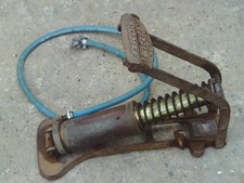 Vintage Classic Car Duplex