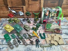 Assorted Army Man and Vehicle Toy Bundle with Accessories