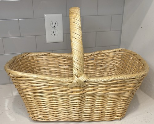Vintage wicker market basket - wicker,