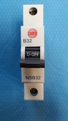 Wylex nsb32 mcb - (red,