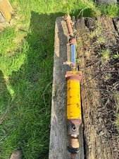 hydraulic steering ram