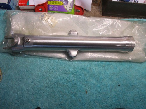 Yamaha rs100 front fork bottom - yamaha,