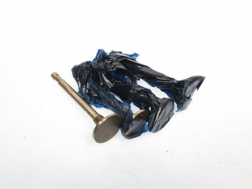 Exhaust valves fits - of,