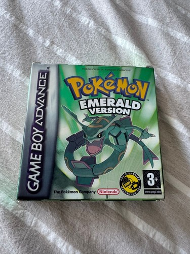 Pokemon emerald version - emerald,
