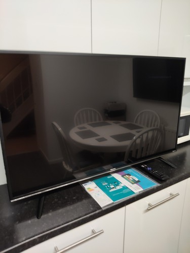 Hisense r43b7120uk ultra - hisense,