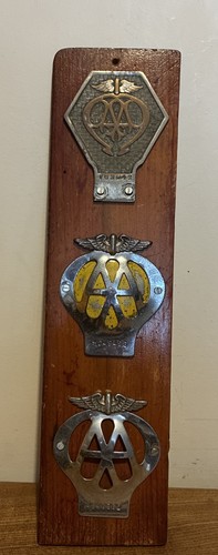 Vintage car badge - aa,
