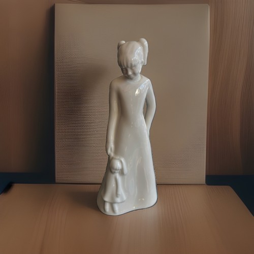 Moments coalport figurine - coalport, figurine-