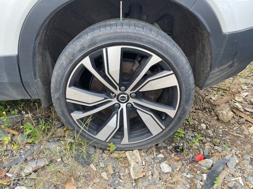 Volvo xc40 alloy wheel - alloy,