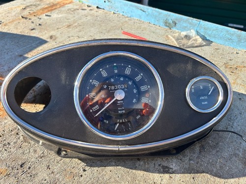 Mini mk1 centre console - centre, speedo