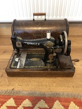 Vintage Antique Hand Crank Singer Sewing Machine with Case Model 128k Working.