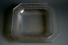 RENE LALIQUE PAQUERETTES  GLASS PLATE - CIRCA 1935