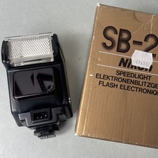 NIKON SPEEDLIGHT SB-22 for
