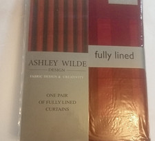 Chelsea Wine Pencil Pleat