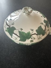 Wedgwood Napoleon Ivy Serving