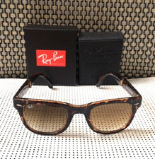 BROWN RB4105 RAY-BAN FOLDING WAYFARER SUNGLASSES KET&-77225