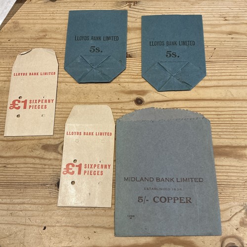Unused paper bank money bags - unused,