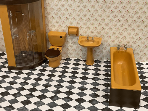 Vintage dollshouse carolines - dollshouse,
