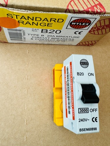 Wylex 20a type push plug - 20a, b