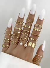 ✨ Gold Tone Heart / Faux