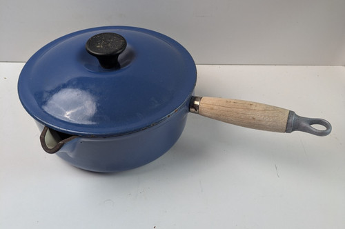 Creuset cast iron saucepan - iron,
