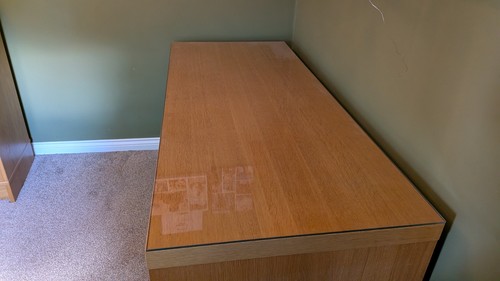 Desk suitable for - for, den
