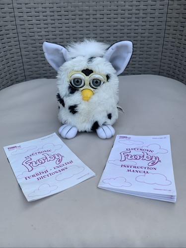 1998 dalmatian furby - dalmatian,