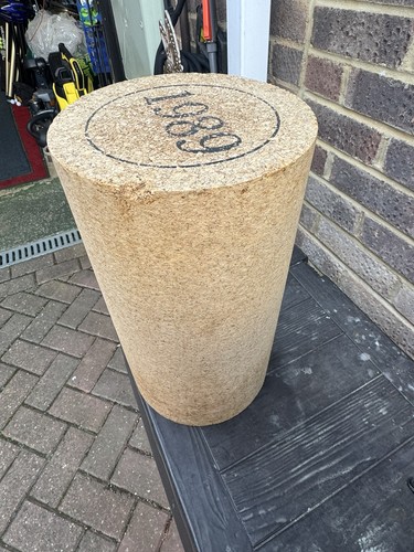 Cork stool bob - stool, over