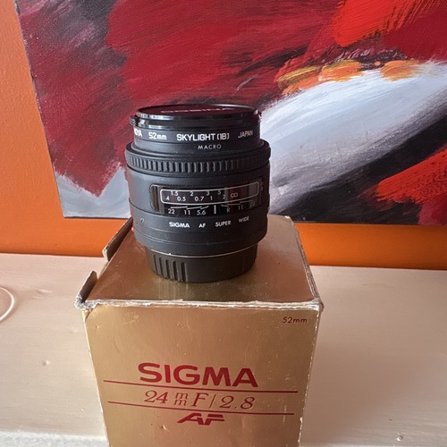 Sigma 24mm af - f/2.8, wide