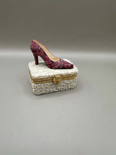 Vintage shoe trinket box - box,