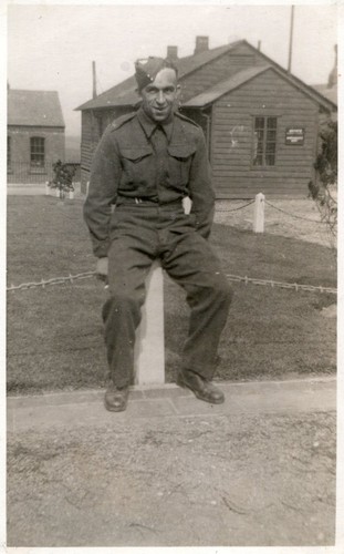 Ww2 postcard unknown - -,