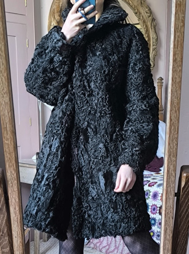 True vintage black real lamb - black,