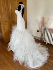 NEW PRONOVIAS WEDDING GOWN