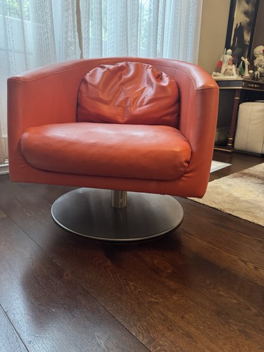 Pair natuzzi swivel - pair,