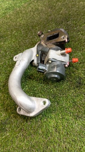 147102w200 egr valve - 147102w200,