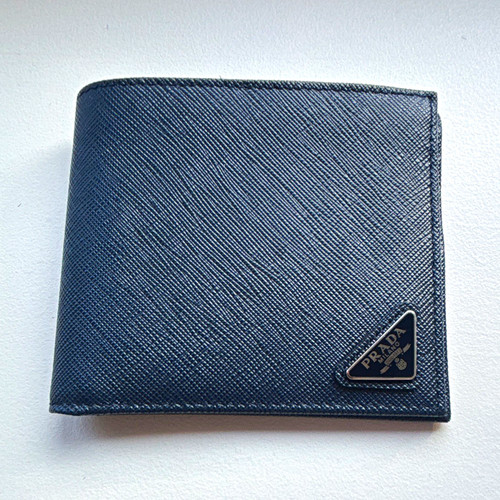 Prada saffiano black leather - saffiano,