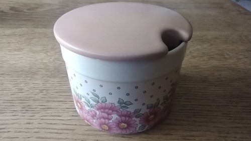 Hornsea pottery passion - hornsea,
