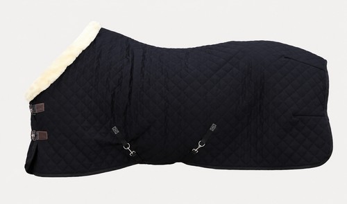 Black quilted waterproof - quilted, horse