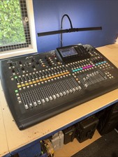 Beringer X32 Digital Mixing