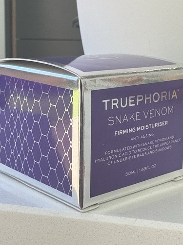 Truephoria snake venom firming - truephoria,