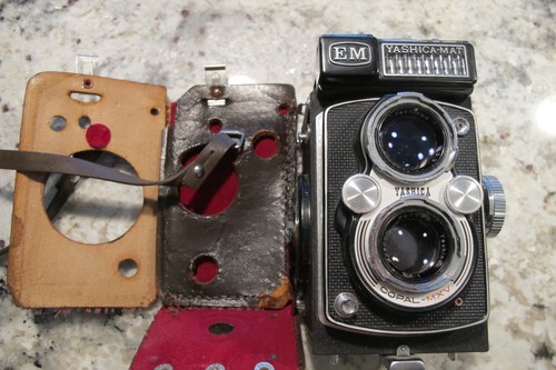 Vintage yashica mat tlr 120 - vintage, yashica-mat