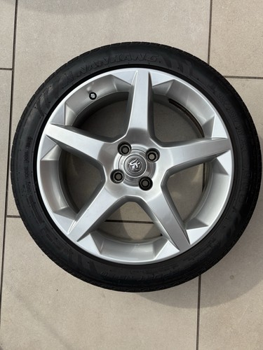 Vauxhall corsa penta 4 - 17”,