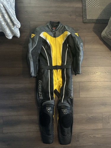 Dainese black and yellow - dainese,