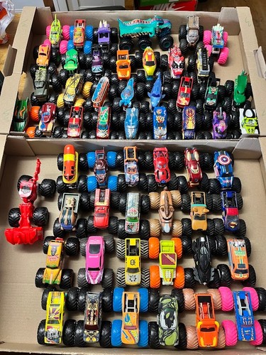 Hot wheels monster jam - hot,