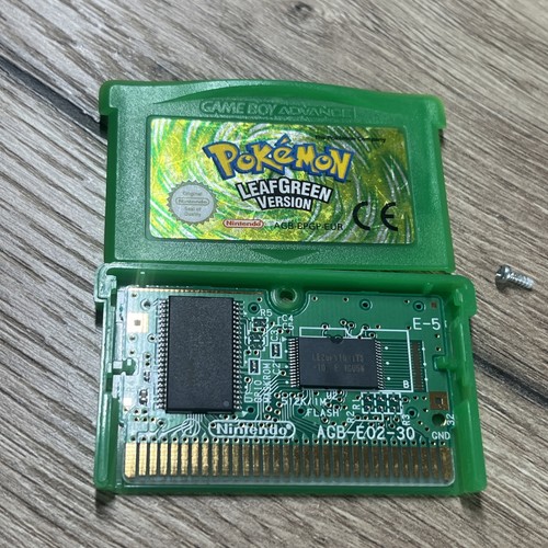 Pokémon leaf green version - green,